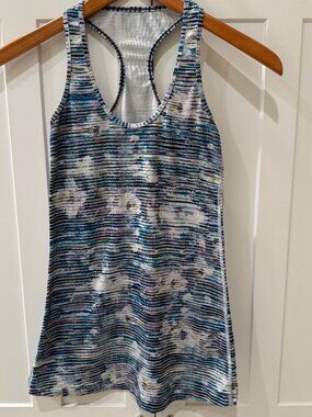 Lululemon Blurry Belle Racerback Tank Fitted Workout Top XS/S